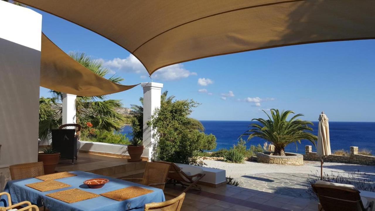 Tranquil Villa With Sea View In Ammopi Karpathos Amoopi Exteriör bild