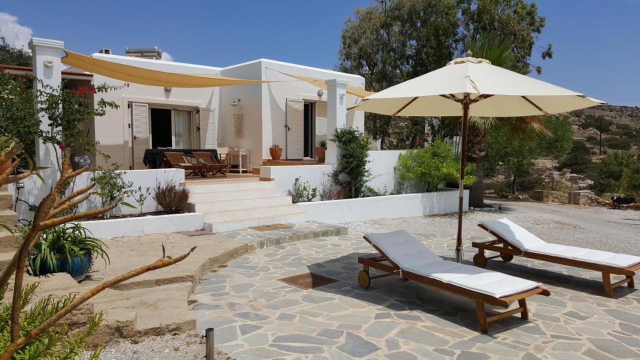 Tranquil Villa With Sea View In Ammopi Karpathos Amoopi Exteriör bild