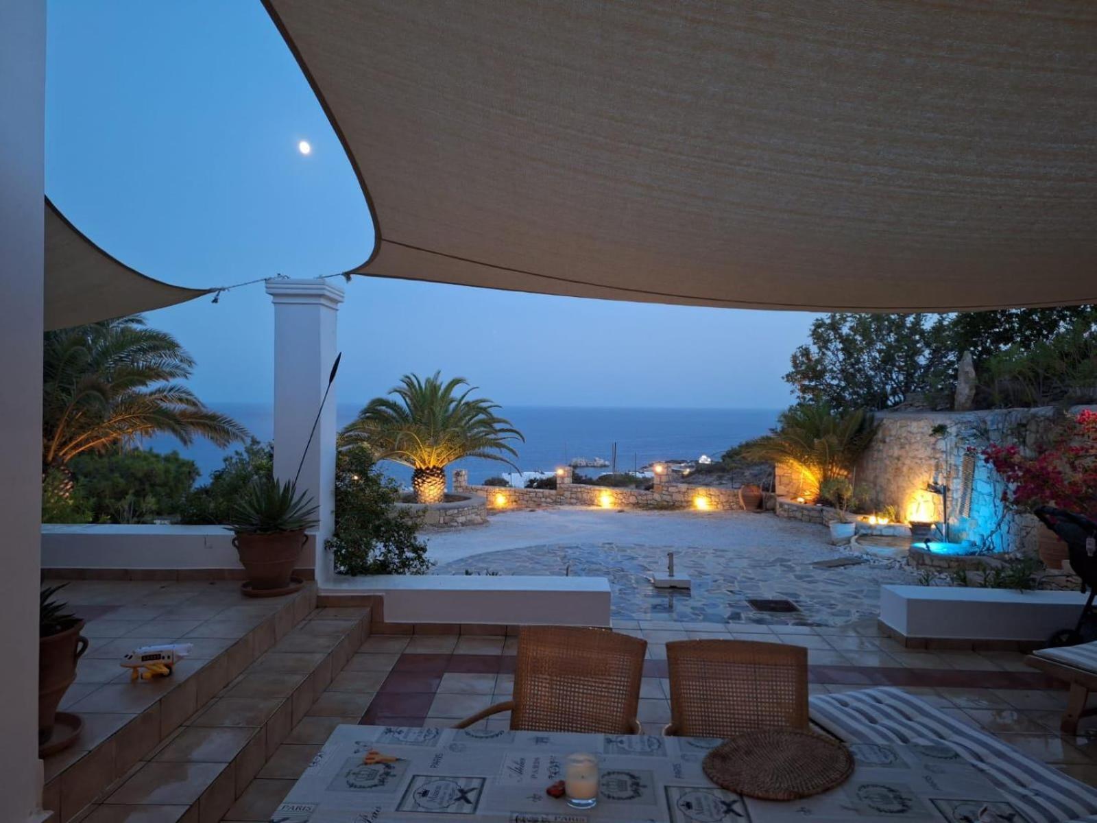 Tranquil Villa With Sea View In Ammopi Karpathos Amoopi Exteriör bild